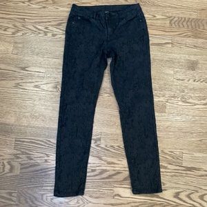 EUC Simply Vera black jacquard pants